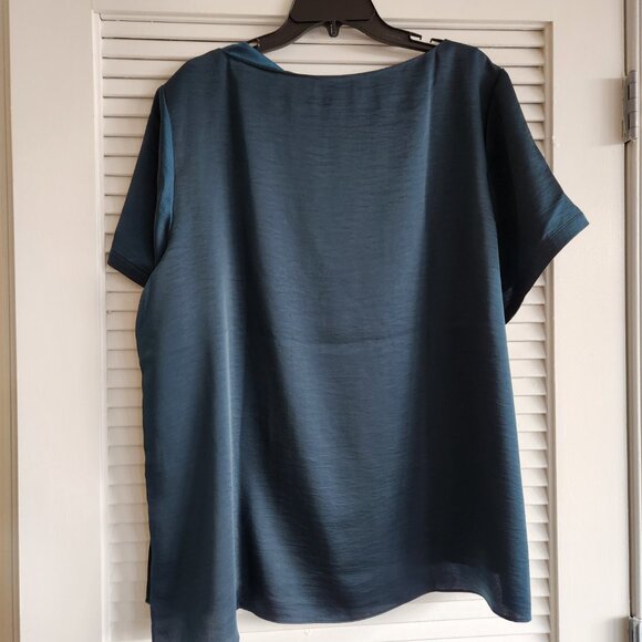 NWT Universal Standard Alice Satin Boatneck Top - Deep Sea - Picture 5 of 15